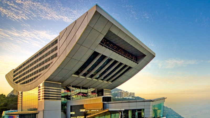QRM - Hong Kong Peak Tower